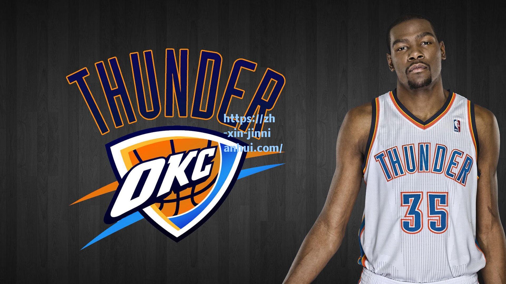 大连英博2025赛季首次球迷开放日，绿茵温情联结未来，新赛季征程蓄势待发